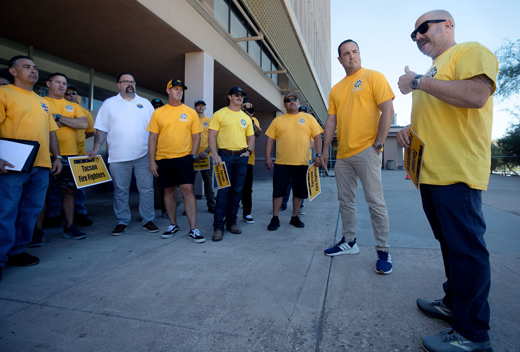 Council OKs workers comp for 2 Tucson firefighters battling cancer